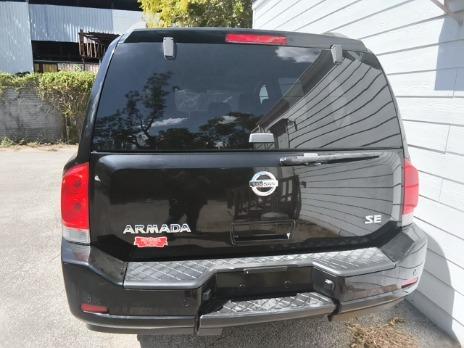 Nissan Armada Vehicle Image 02