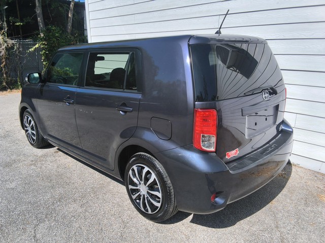 Scion xB Vehicle Image 03