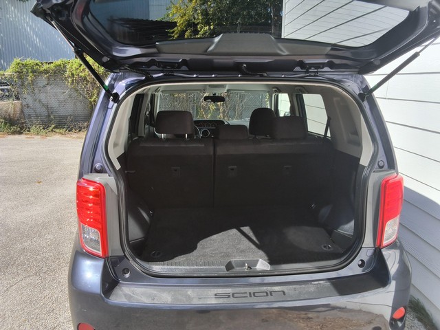 Scion xB Vehicle Image 06