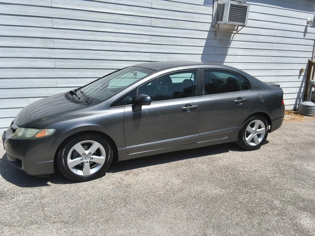 Honda Civic Sedan Vehicle Image 04