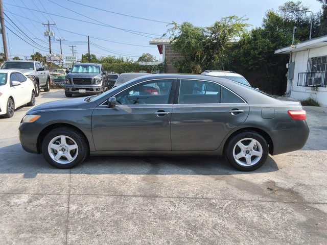 Toyota Camry Vehicle Image 04
