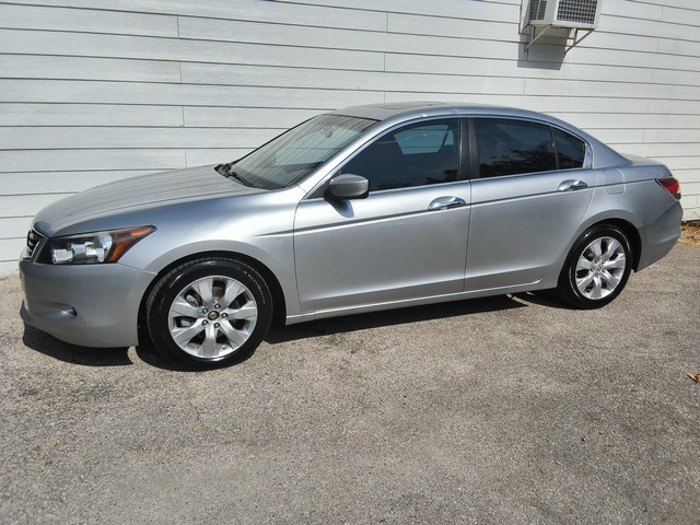 Honda Accord Sedan Vehicle Image 03
