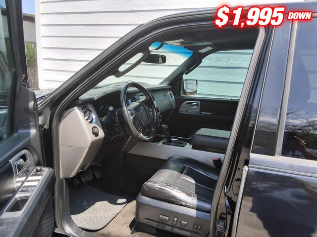 Ford Expedition EL Vehicle Image 05