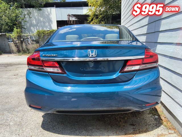 Honda Civic Sedan Vehicle Image 03