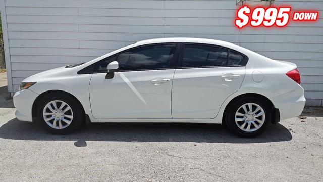 Honda Civic Sedan Vehicle Image 02