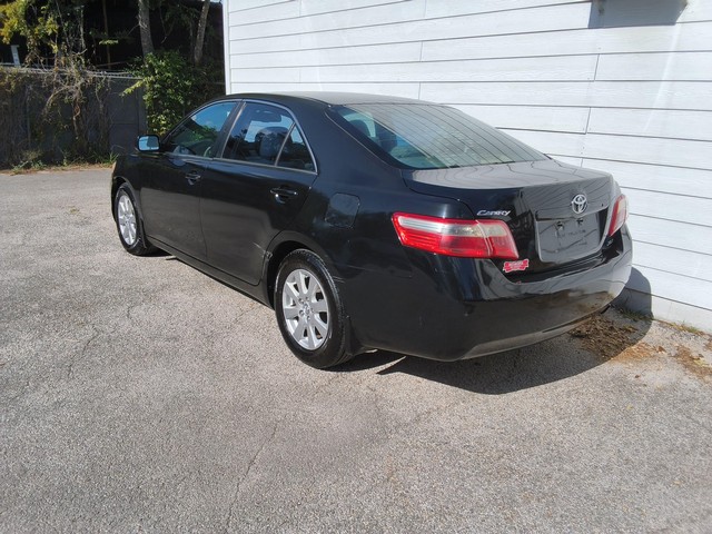 Toyota Camry Vehicle Image 04