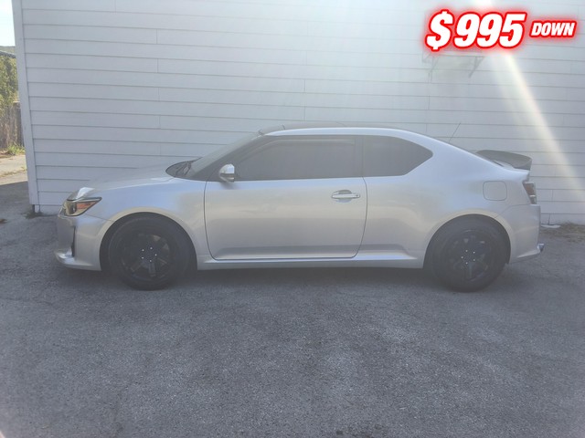 Scion tC Vehicle Image 02