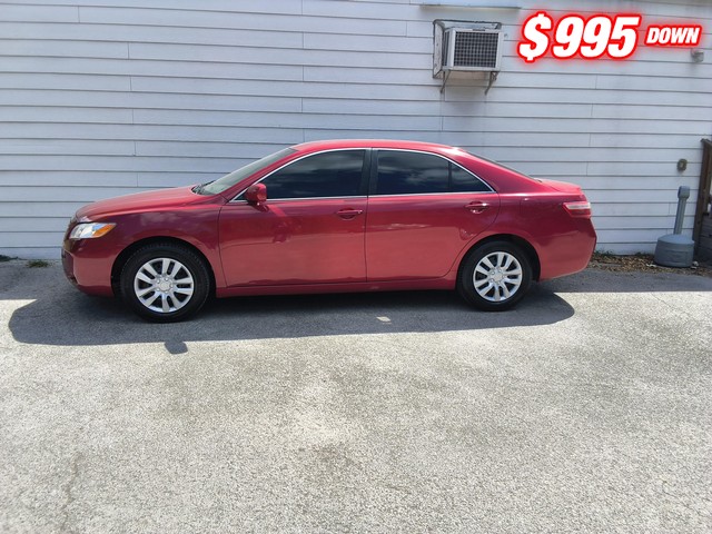 Toyota Camry Vehicle Image 02