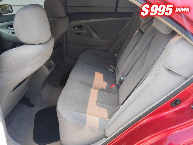 Toyota Camry Vehicle Image 05