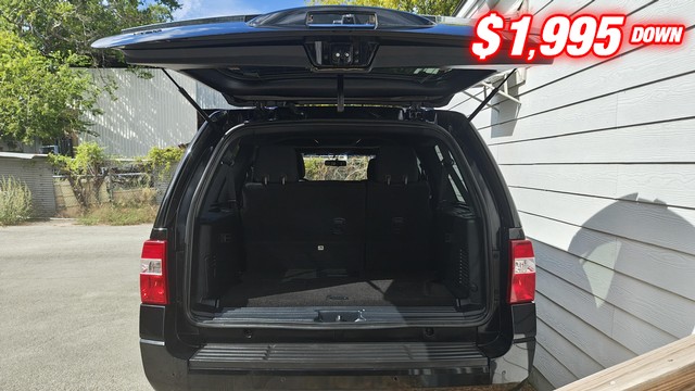 Ford Expedition EL Vehicle Image 05