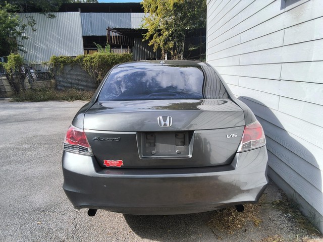 Honda Accord Sedan Vehicle Image 02