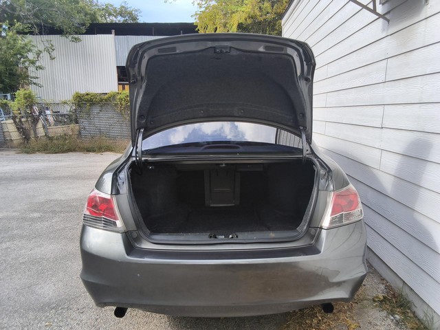 Honda Accord Sedan Vehicle Image 05