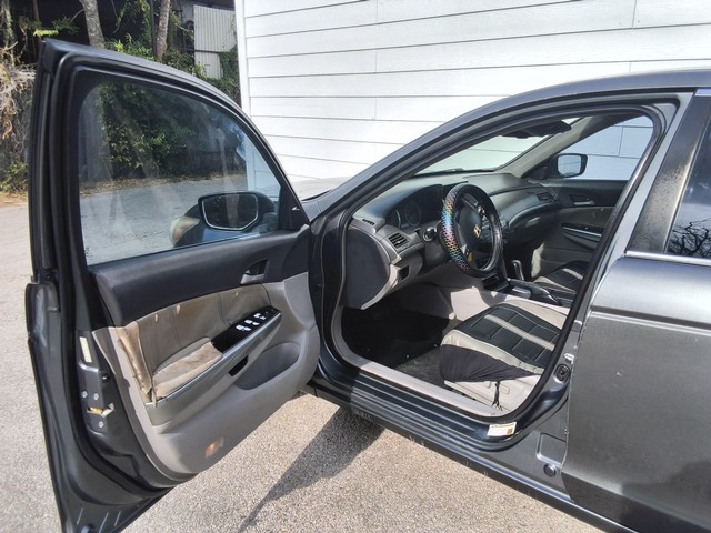 Honda Accord Sedan Vehicle Image 06