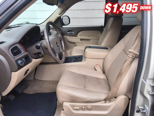 GMC Yukon Vehicle Image 05