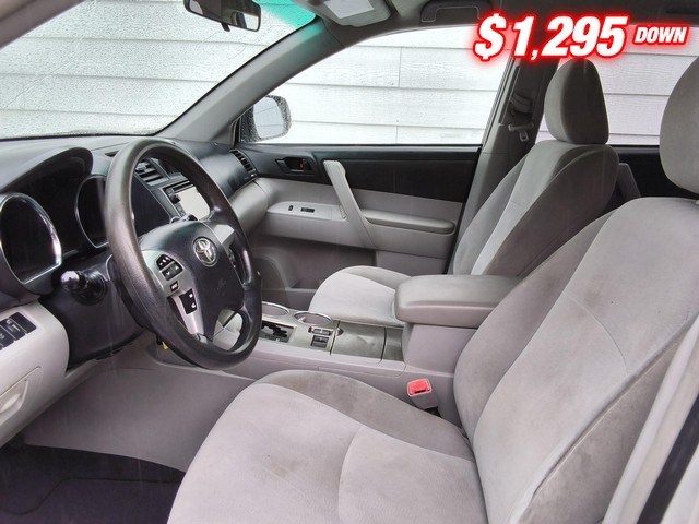Toyota Highlander Vehicle Image 05