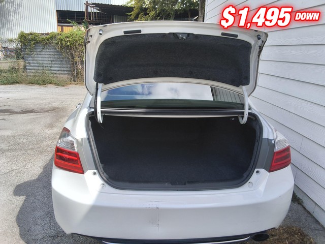 Honda Accord Sedan Vehicle Image 05