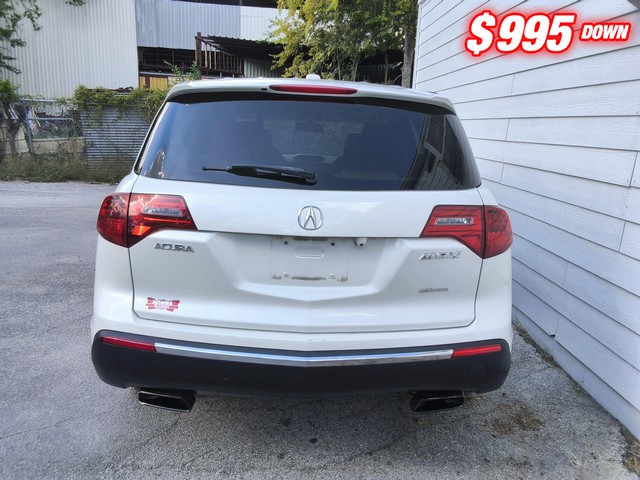 Acura MDX Vehicle Full-screen Gallery Image 04