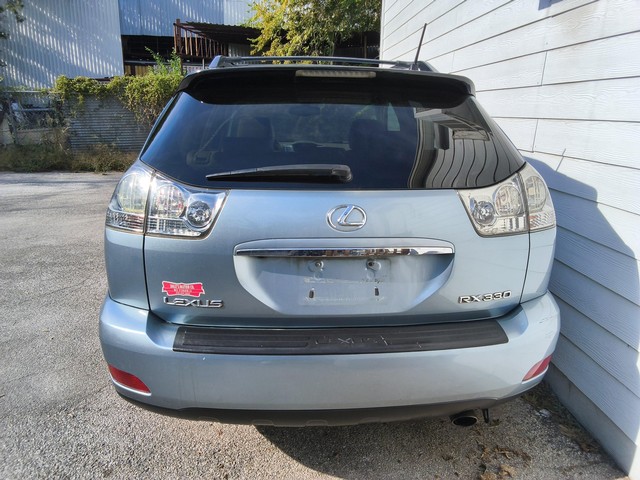 Lexus RX 330 Vehicle Image 02