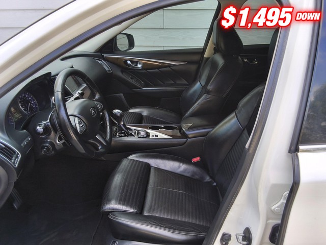 INFINITI Q50 Vehicle Image 07