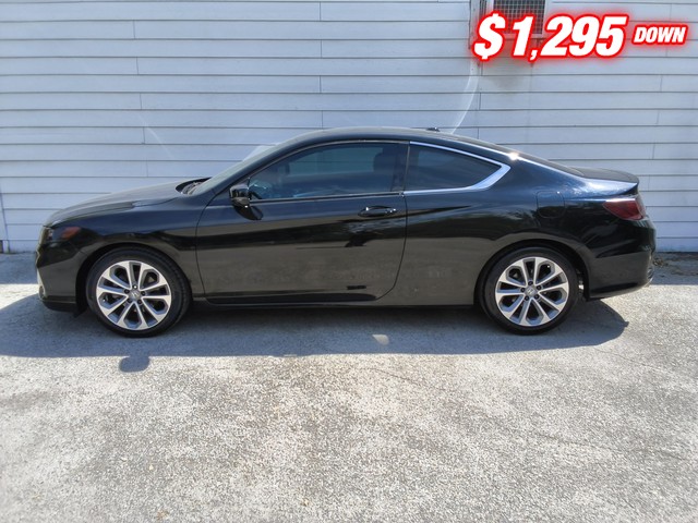 Honda Accord Coupe Vehicle Image 02