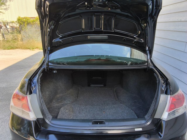 Honda Accord Sedan Vehicle Image 06