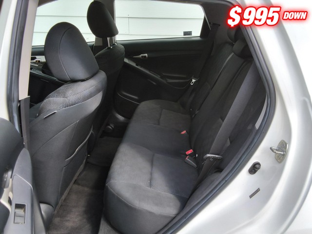 Toyota Matrix Vehicle Image 05