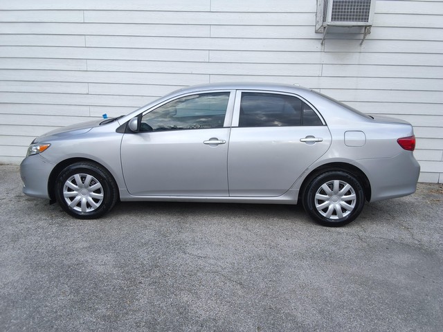 Toyota Corolla Vehicle Image 04
