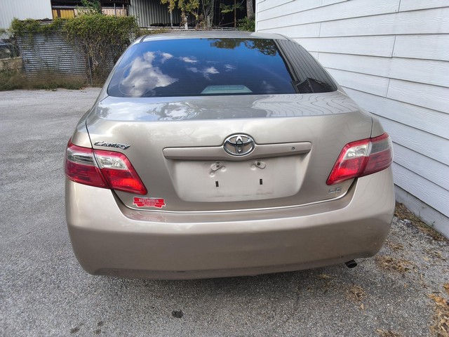 Toyota Camry Vehicle Image 06