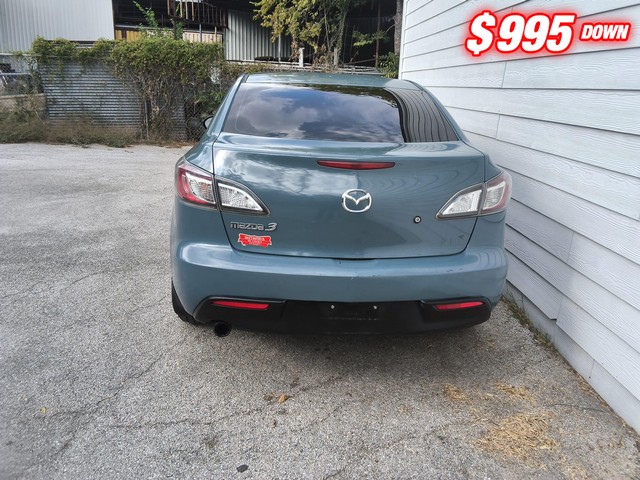 Mazda Mazda3 Sedan Vehicle Image 03