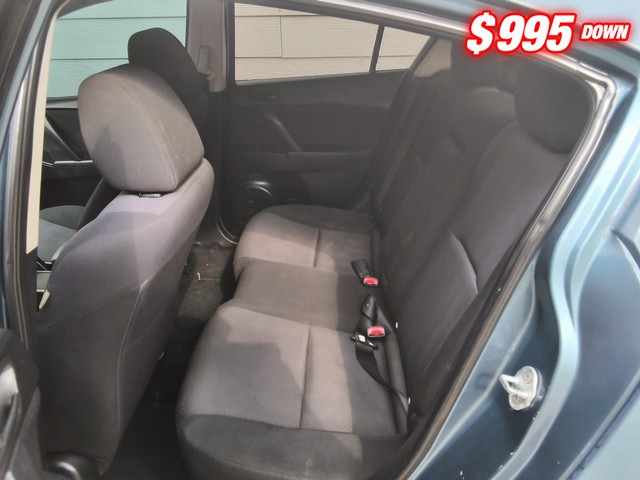 Mazda Mazda3 Sedan Vehicle Image 05