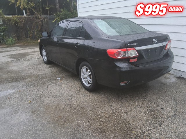 Toyota Corolla Vehicle Image 03