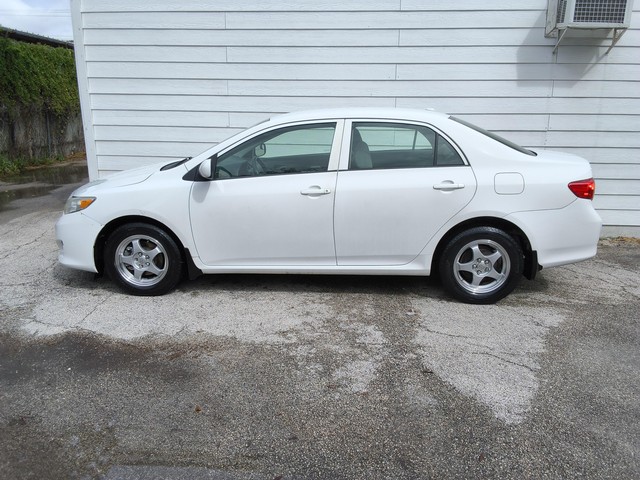 Toyota Corolla Vehicle Image 04