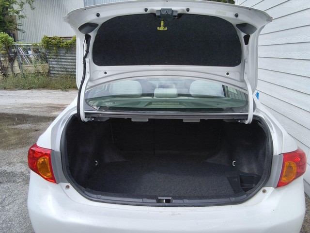 Toyota Corolla Vehicle Image 05