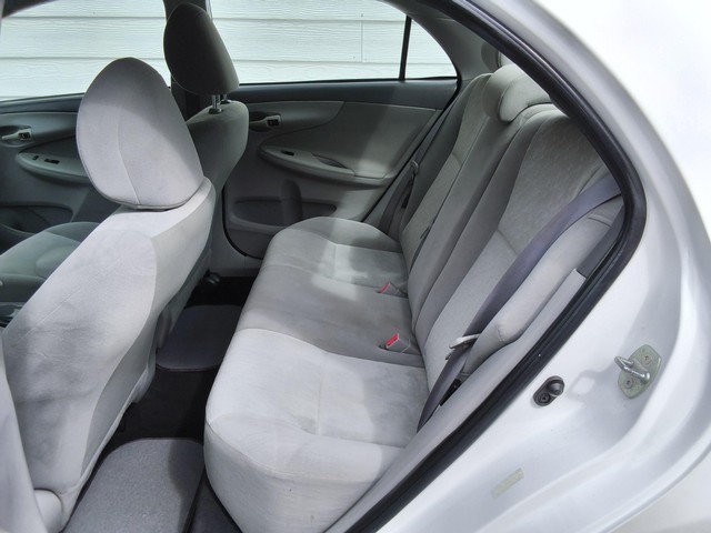 Toyota Corolla Vehicle Image 06