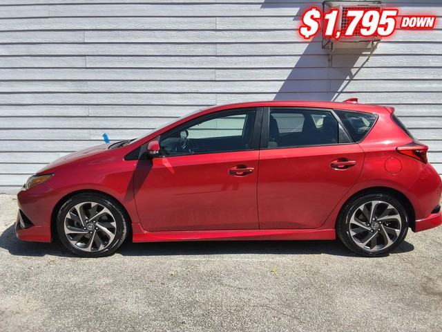 Toyota Corolla iM Vehicle Image 04