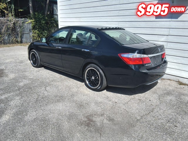 Honda Accord Sedan Vehicle Image 02