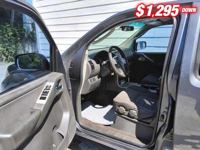 Nissan Pathfinder Vehicle Image 05