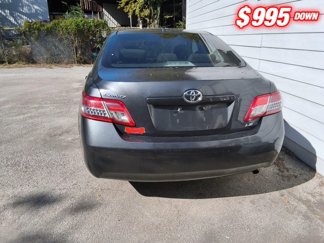 Toyota Camry Vehicle Image 02
