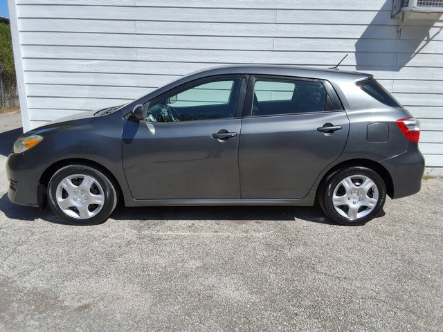 Toyota Matrix Vehicle Image 03