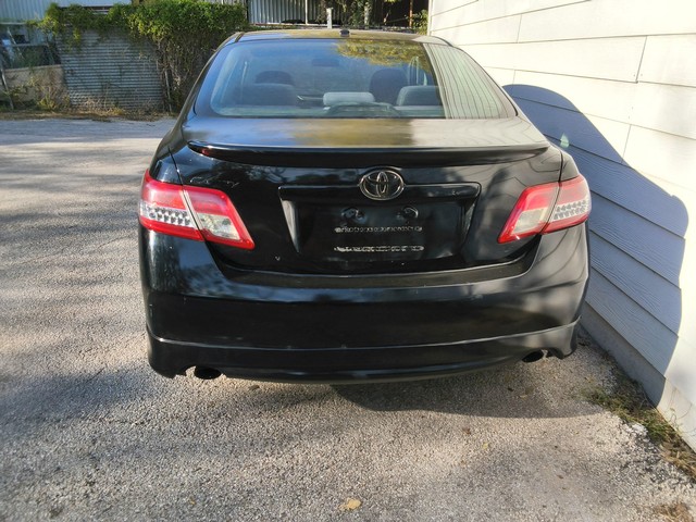Toyota Camry Vehicle Image 04