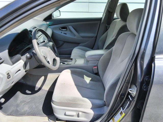 Toyota Camry Vehicle Image 07