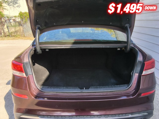 Kia Optima Vehicle Image 07