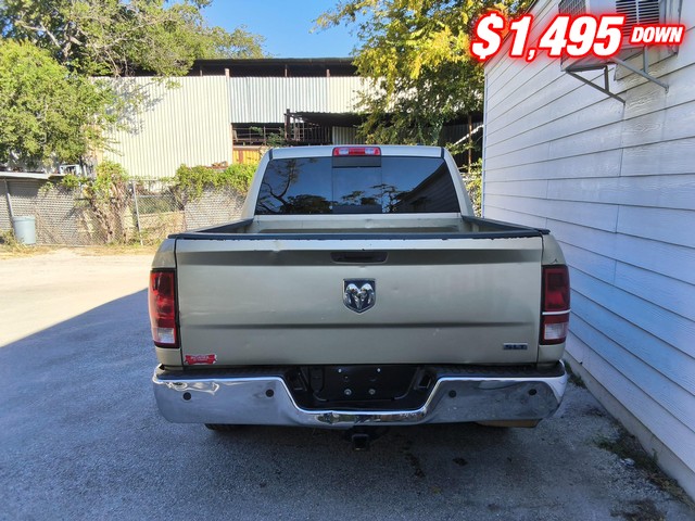 Ram 1500 Vehicle Image 03