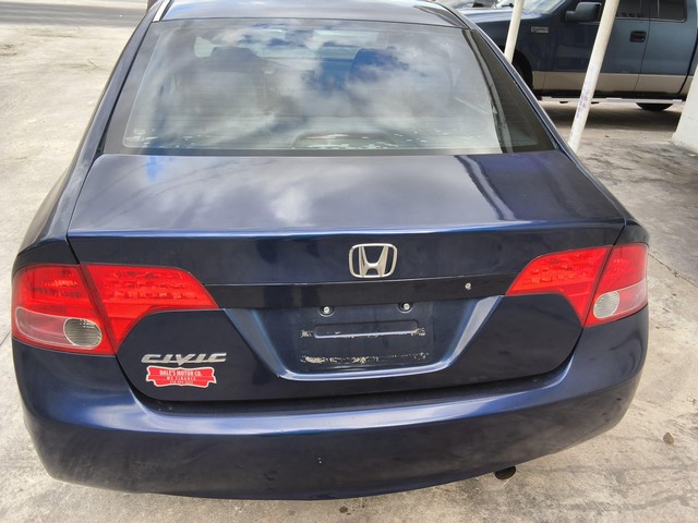 Honda Civic Sedan Vehicle Image 04