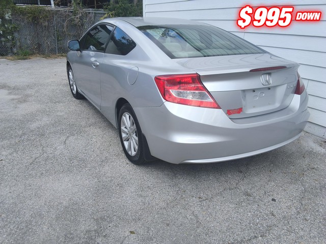 Honda Civic Coupe Vehicle Image 03
