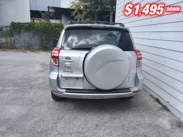 Toyota RAV4 Vehicle Image 03