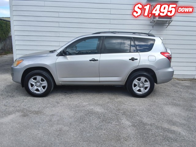 Toyota RAV4 Vehicle Image 04