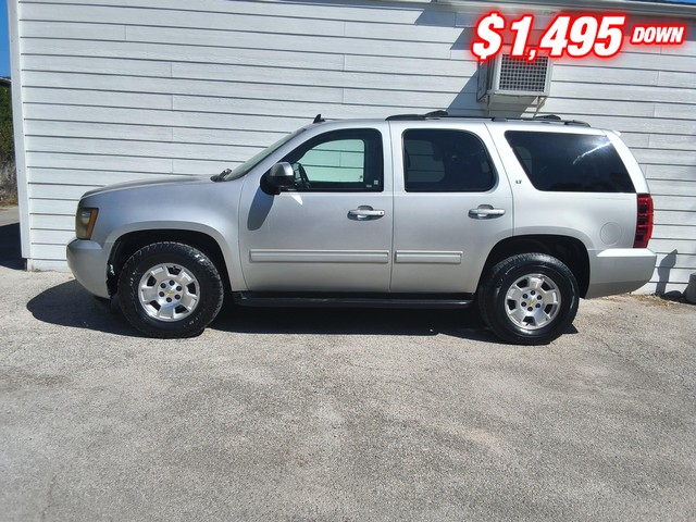 Chevrolet Tahoe Vehicle Image 02