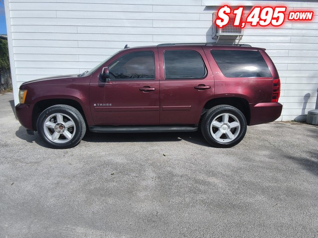 Chevrolet Tahoe Vehicle Image 02