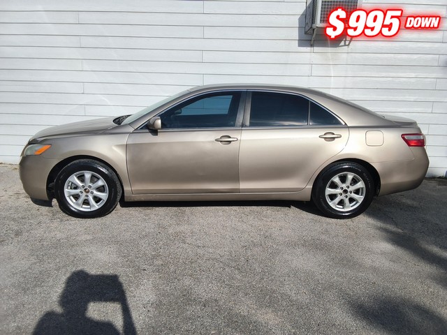 Toyota Camry Vehicle Image 03